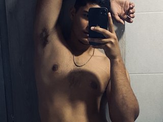 At BongaCams I'm Named Iamdylan777 And I Come From MedellÃ­n