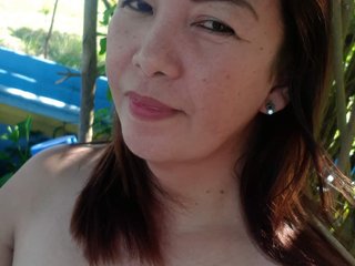 I'm 52 Yrs Old! My Name Is Hottymomsie! A Sex Webcam Horny Lady Is What I Am