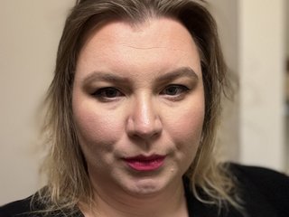I Am A Blonde, I'm 36 Years Old! People Call Me CurvyShrew
