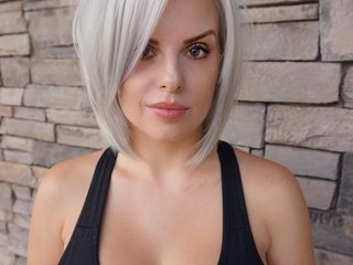 I'm 27! A Camwhoring Seductive Sweet Thing Is What I Am, I Am A Blonde