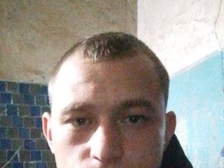 I Am Named MaksimAntrasit-1! I'm 22 Years Of Age