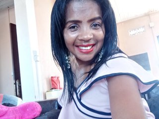 My Age Is 46 Years Old! I Live In Tamatave! At BongaCams I'm Named Odile24
