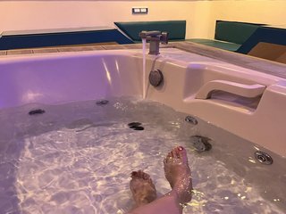 I'm 31 Yrs Old! A Camming Attractive Lady Is What I Am