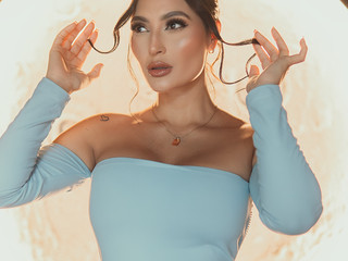 𝑴𝒐𝒐𝒏𝒍𝒊𝒕 𝑺𝒌𝒊𝒏