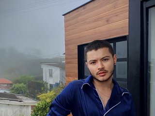 NahuelBosman: Live Cam Show