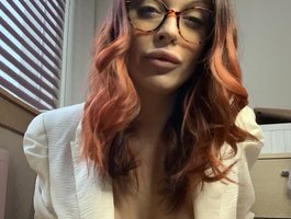 DashaMarilyn live cam model at BongaCams