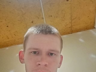 I'm 23 Years Of Age, People Call Me Kr3nz07