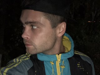 I'm 31 Years Of Age! My BongaCams Model Name Is MMMakarious