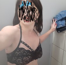 Larrisa3