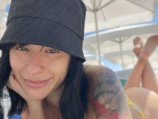 Alyonaqueen