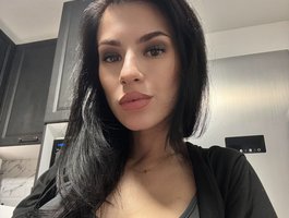 alyonaqueen from bongacams
