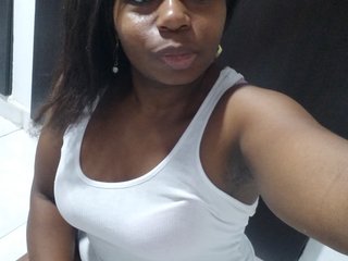 A Webcam Dreamy Bimbo Is What I Am! At BongaCams I'm Named DariaLenurth
