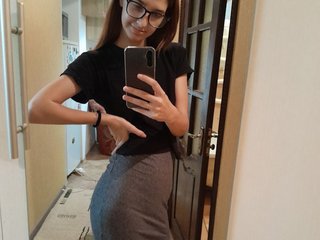 I Am Named Masha2300 And I Am A Brunette And I'm A Camming Stunning Woman
