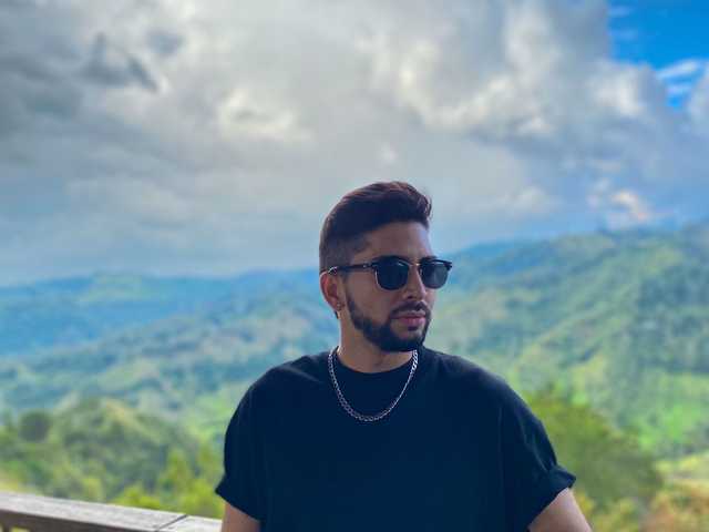 Sebas-browm