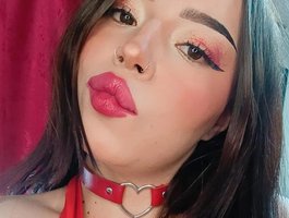Watch MarianRan live on cam on BongaCams