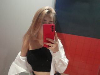 I Am A Brunette, A Camwhoring Provocative Hottie Is What I Am 2