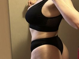 BitchPussy52