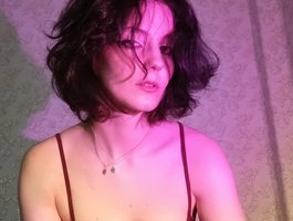 Ctrl_V_Desire webcam