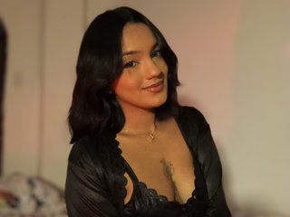 A Sex Webcam Sensual Honey Is What I Am And I'm 21 Yrs Old And People Call Me Varely111