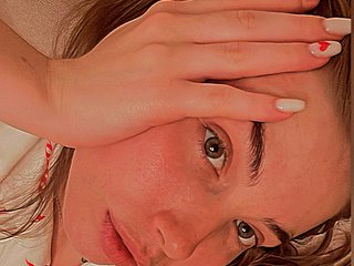 My BongaCams Model Name Is Aaanna! I'm A Camming Sensual Chick