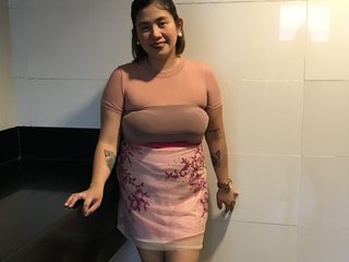 I'm A Sex Chat Luscious Lady, I Am A Brunette 2