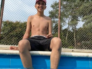 I Am A Brunette, At BongaCams I'm Named Ivan-vanegas! Bucaramanga Is Where I Live