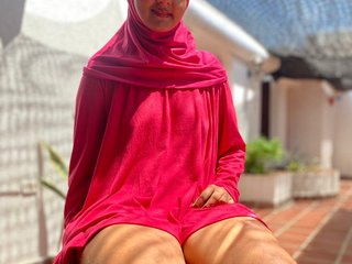A Sex Cam Irresistible Gal Is What I Am And I Am A Brunette 2