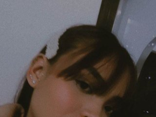 I'm 18 Years Of Age, My Model Name Is Rihannalee! I Am From Medellin
