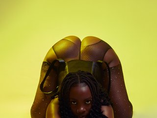 My BongaCams Model Name Is Candy-Hearts, I Am A Blonde And I'm 23