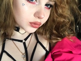 I'm A Live Chat Delectable Honey! My BongaCams Model Name Is JennyBroer