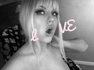 21 Is My Age, I Am A Blonde, I'm A Live Webcam Graceful Sweet Thing