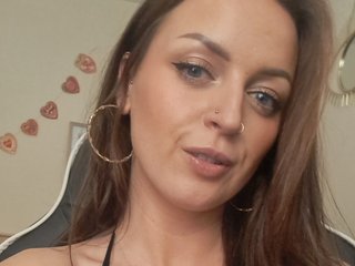 I'm 26 Yrs Old And My Name Is Billiexxox, I Am A Brunette