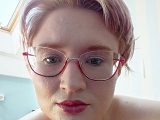 Charlottteerosee1 Avatar