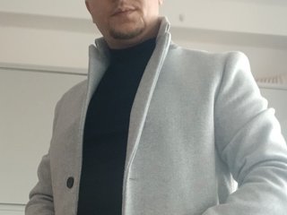 My BongaCams Model Name Is Julian023 And I'm 34 Yrs Old And I Am A Brunette