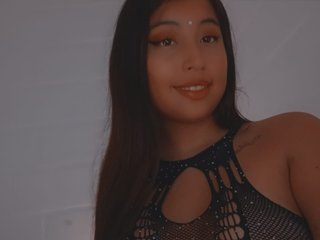 I Am A Brunette! My Model Name Is Channelbrunnette, A Live Cam Eye-catching Girl Is What I Am