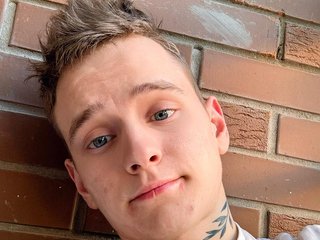 I Am A Blonde And My BongaCams Model Name Is Pikapi11