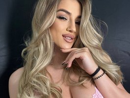 AishaCarterLive Webcam