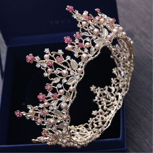 A crown from the queen contest