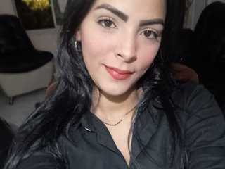I Come From Medellin! People Call Me Dayanadanger, 24 Is My Age