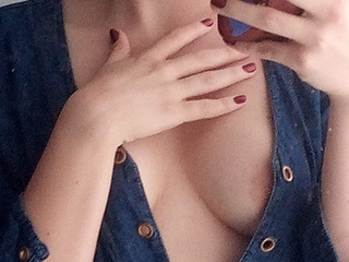 u wanna see my tits?