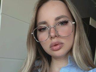 I Am Named Alena7890 And I Am A Blonde