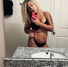 NaughtyNikki91