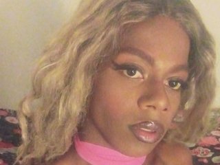 I'm A Sex Chat Lovable Tranny And I Am A Blonde