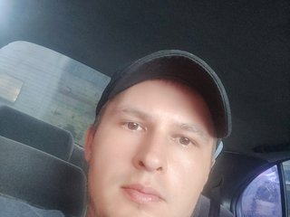 I'm 32 Yrs Old, My Name Is Ilja-3