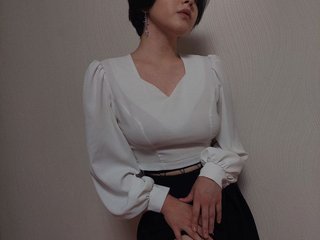 I'm 18 Years Old! I'm A Cam Alluring Sweet Thing