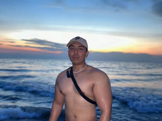 My BongaCams Model Name Is Beardaddypaul, I Am A Brunette