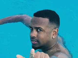 People Call Me Kuduro, I'm 25 Years Old