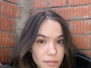 28 Is My Age And I'm A Live Chat Desirable Babe