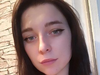 I Am A Brunette, My Model Name Is AmayMay And A Live Chat Stunning Bimbo Is What I Am