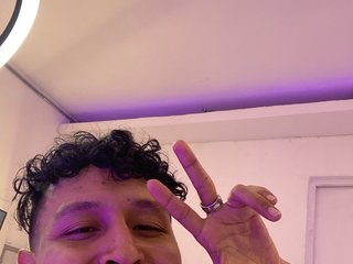 My Age Is 28 Years Old, I Am A Brunette And At BongaCams I'm Named CumsHardCristian